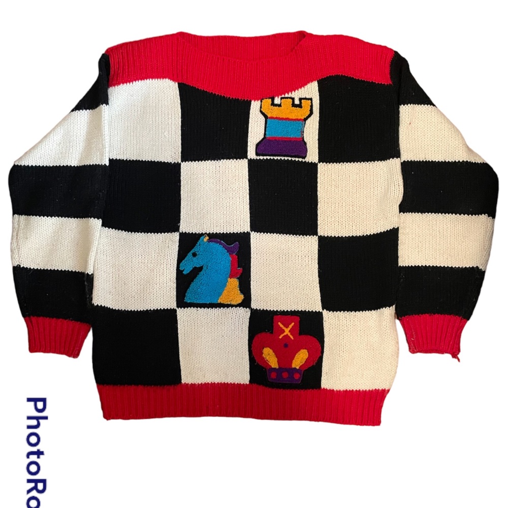 Vintage Chess Pieces Embroidered Sweater- Size Large- RARE FIND